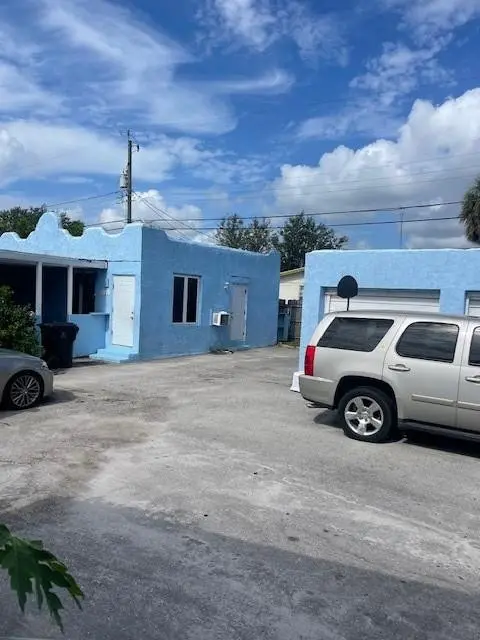 second house at 1125 N F Street, Lake Worth Beach