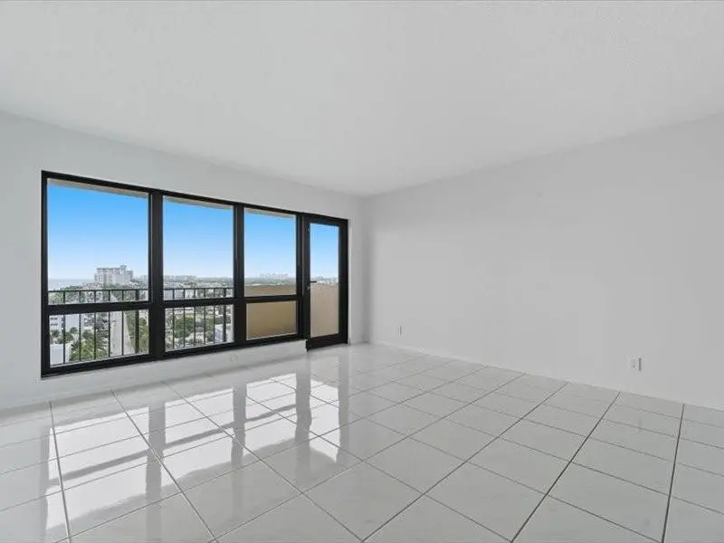 Ample space with pretty views ... at 4900 N Ocean Boulevard 1405, Lauderdale-By-The-Sea