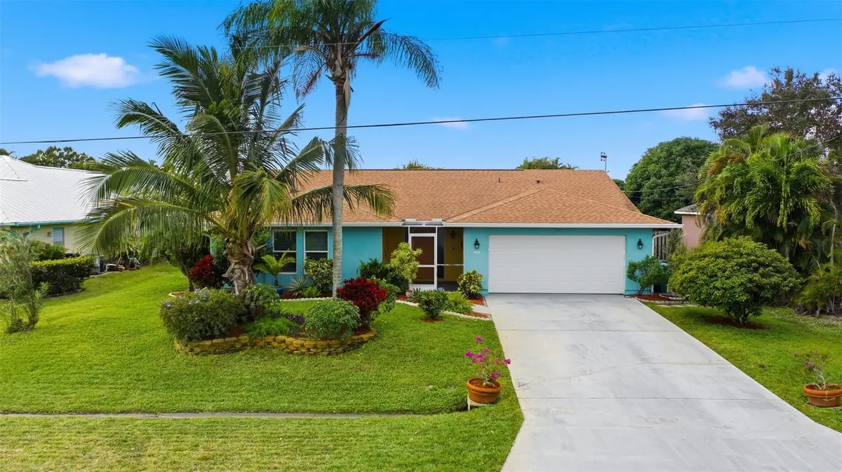 Photo 1 at 2360 SE Bordeaux Court, Port St. Lucie