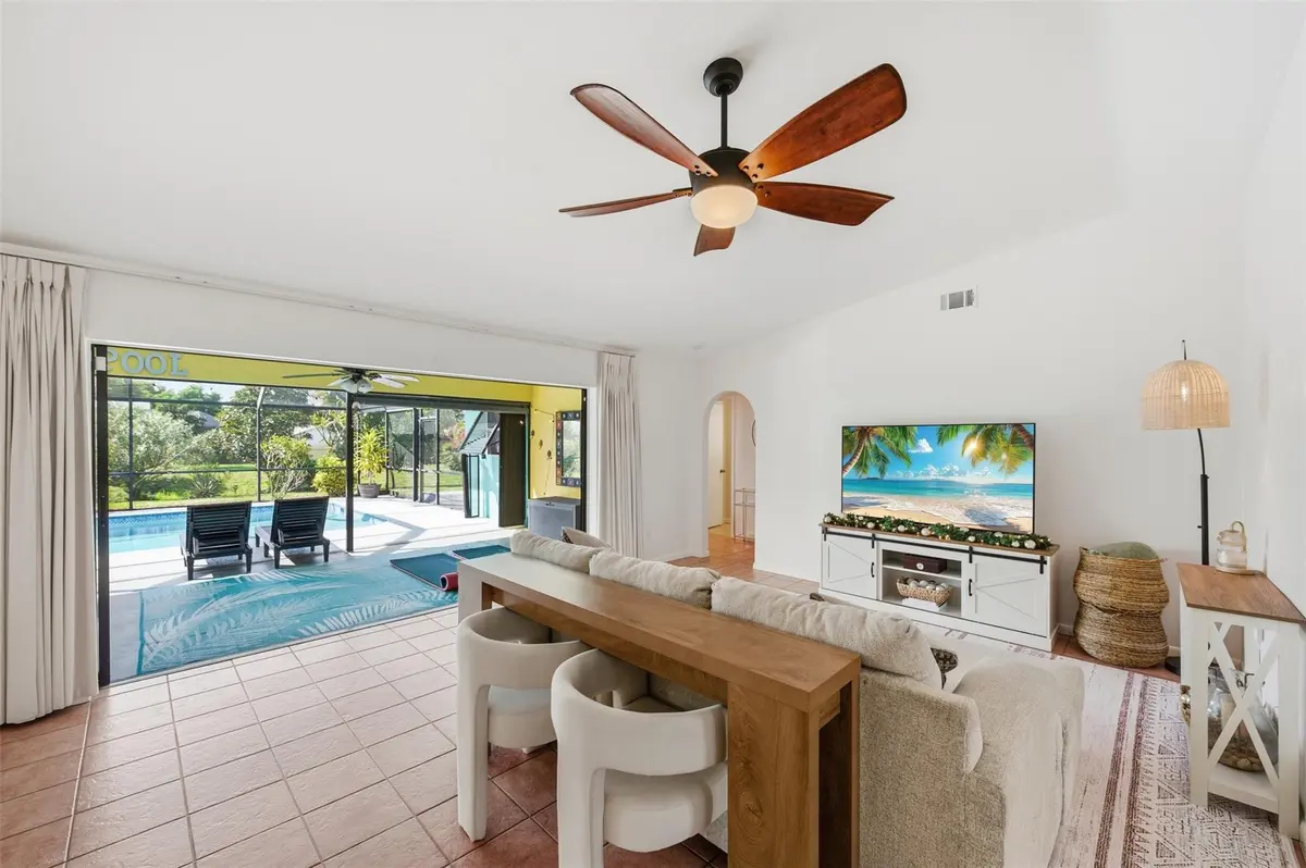 Photo 4 at 2360 SE Bordeaux Court, Port St. Lucie
