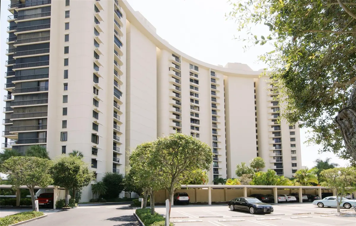 Photo 1 at 2480 Presidential Way 1703, West Palm Beach