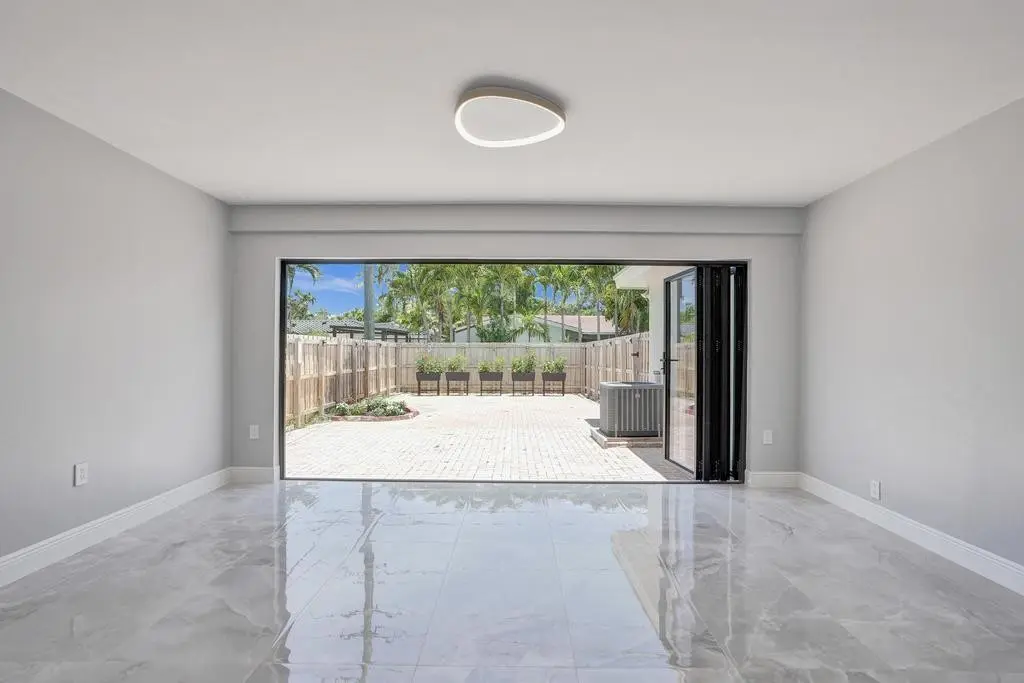 Photo 6 at 1424 Adams Street, Hollywood