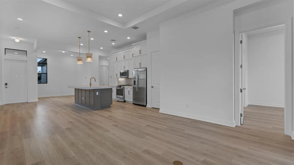 Photo 5 at 4895 Saint Armands Way, Westlake