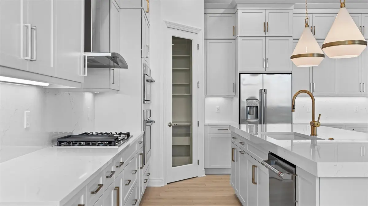 Kitchen at 5325 Hutchinson Way, Westlake
