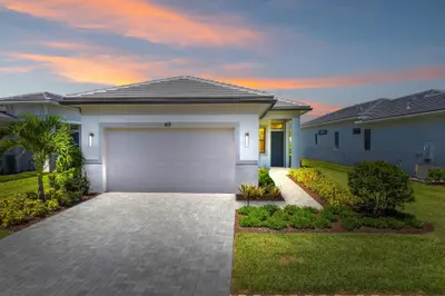 419 SE Via Sangro, Port St. Lucie – sold