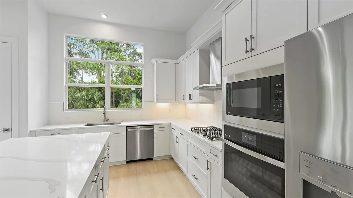 Photo 6 at 228 SE Via Sangro, Port St. Lucie