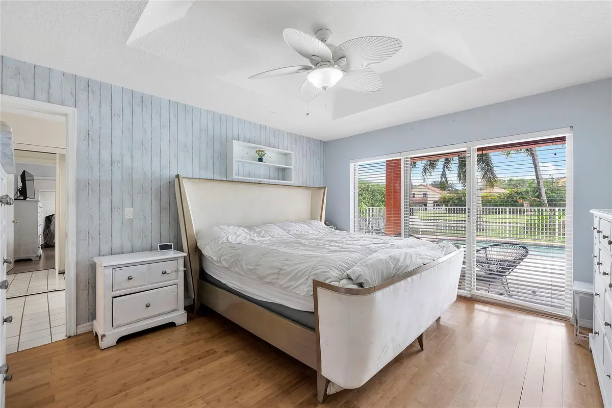 Photo 4 at 4020 Dorado Drive, Riviera Beach