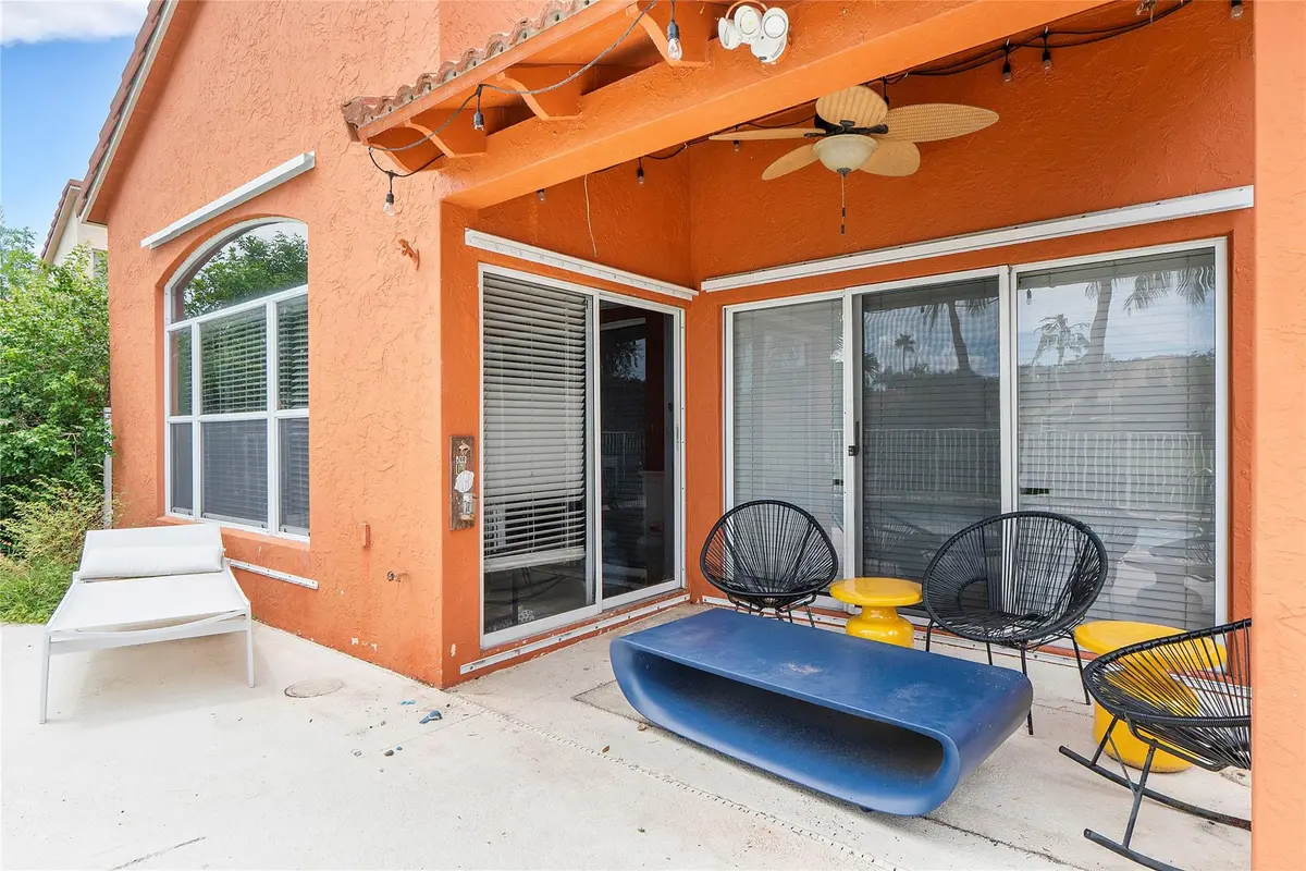 Photo 6 at 4020 Dorado Drive, Riviera Beach