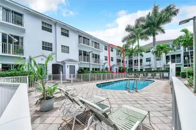 2725 NE 8 Avenue 113, Wilton Manors – sold