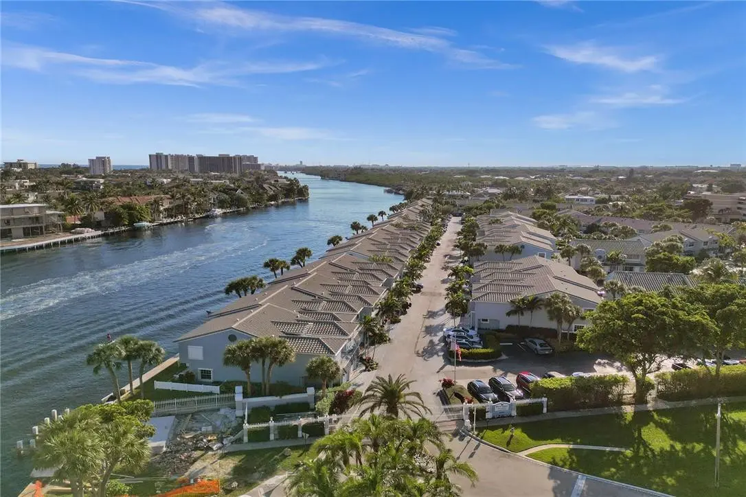 Photo 3 at 876 Jeffery Street, Boca Raton