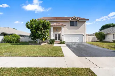 520 Sumter Avenue, Davie – sold
