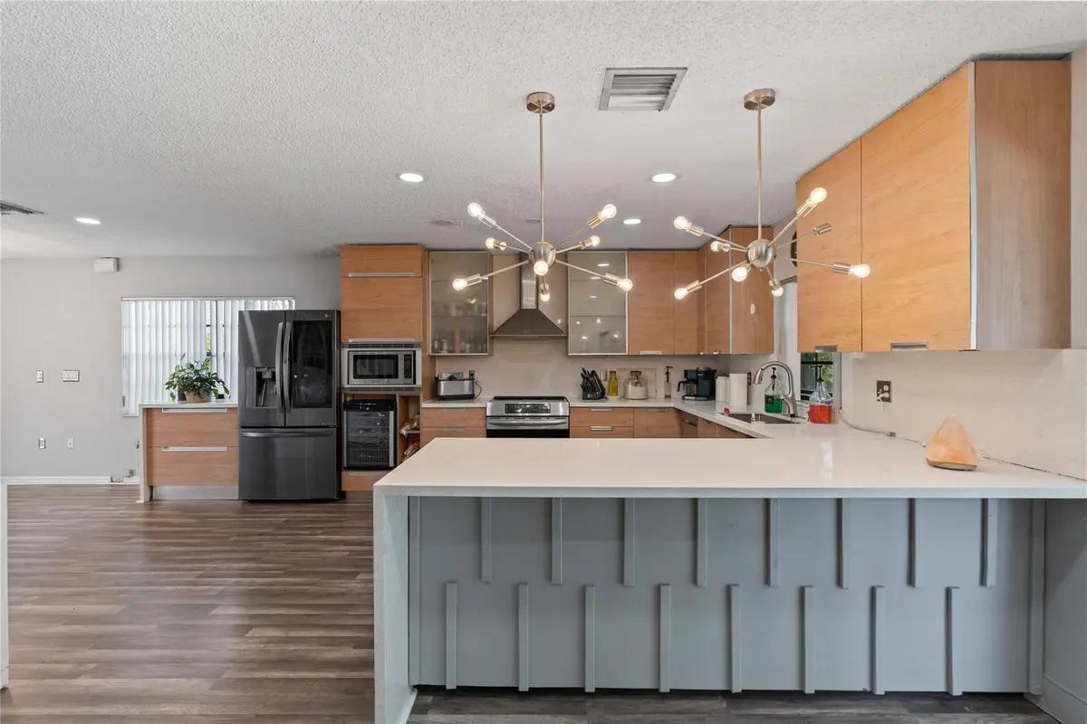 Photo 8 at 520 Sumter Avenue, Davie