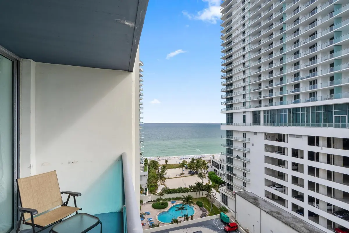 Photo 5 at 4001 S Ocean Drive 14D, Hollywood