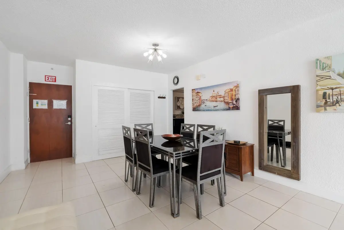 Photo 8 at 4001 S Ocean Drive 14D, Hollywood