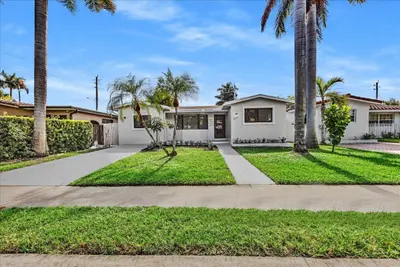 1004 Johnson Street, Hollywood – sold