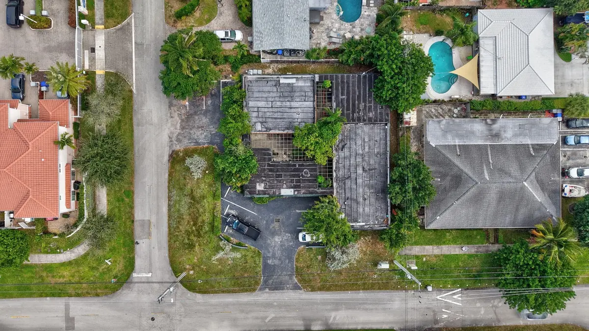 Photo 2 at 500 SE 23rd Avenue, Pompano Beach