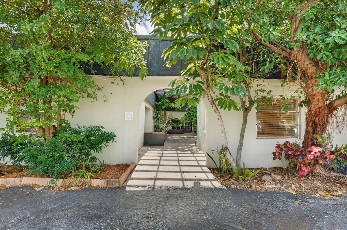 Photo 6 at 500 SE 23rd Avenue, Pompano Beach