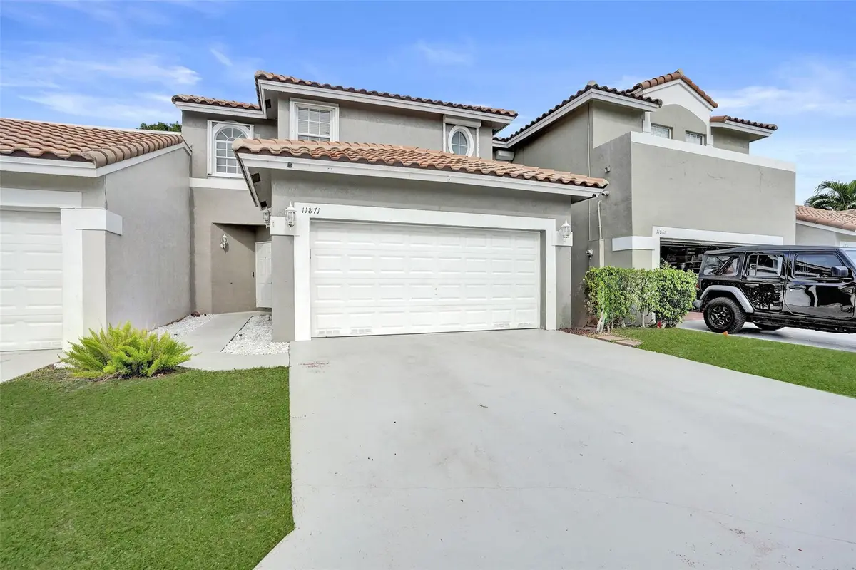 Photo 2 at 11871 NW 57th Street 11871, Coral Springs