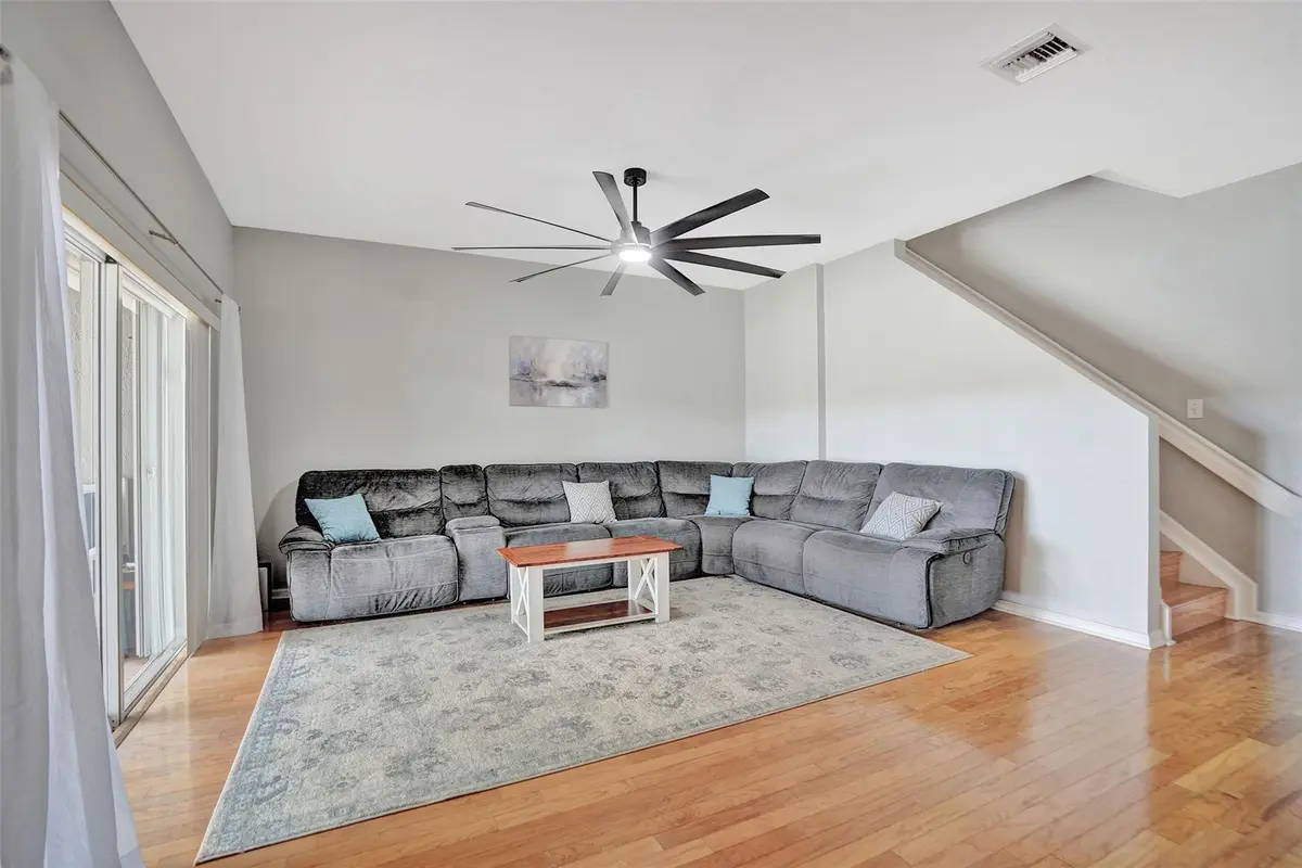 Photo 7 at 11871 NW 57th Street 11871, Coral Springs
