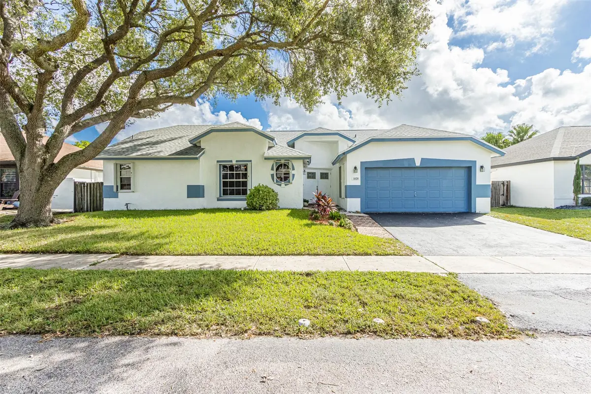 Photo 2 at 1020 SW 149th Lane, Sunrise