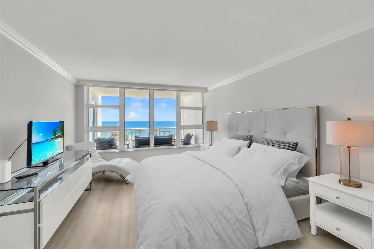 Photo 3 at 1620 S Ocean Boulevard 5m, Lauderdale-By-The-Sea