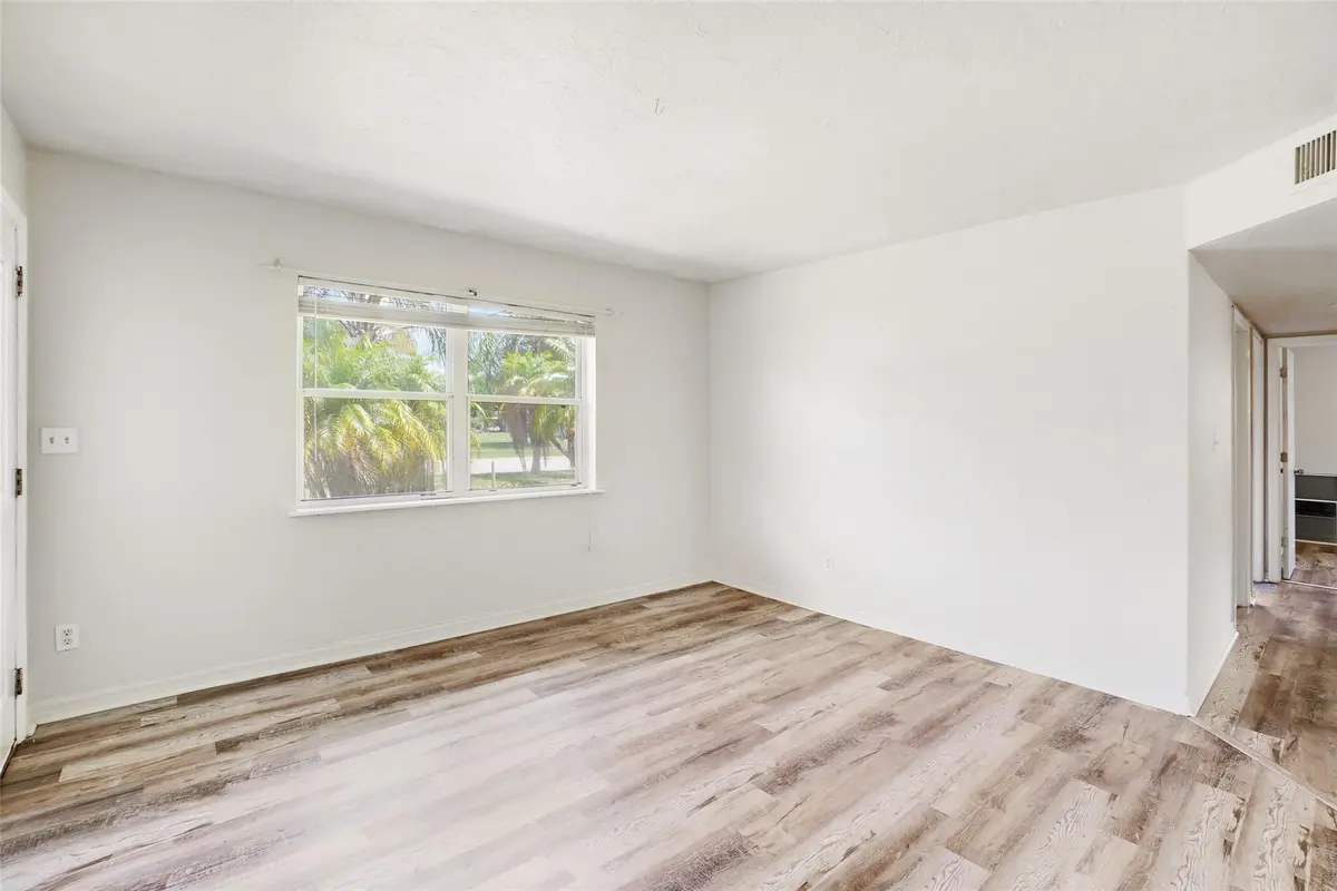 Photo 8 at 140 SE Serenata Court, Port St. Lucie