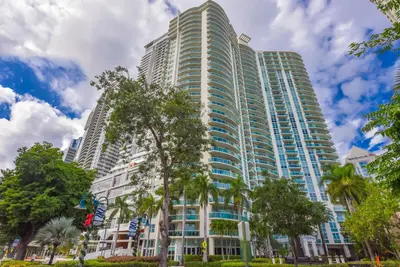 347 N New River Drive 2303, Fort Lauderdale – sold
