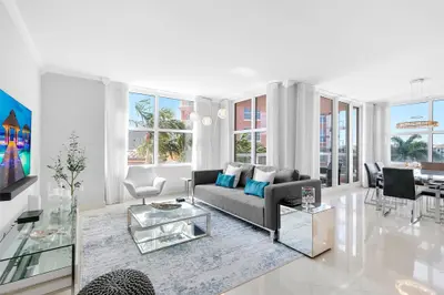 2110 N Ocean Boulevard 6f, Fort Lauderdale – sold