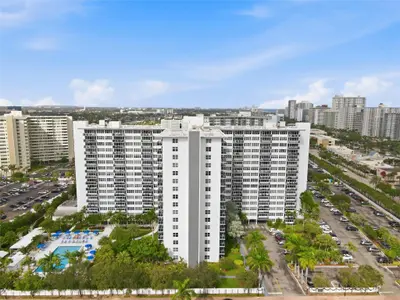 3333 NE 34th Street 1011, Fort Lauderdale – sold