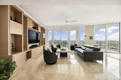 111 SE 8th Avenue Ph-1701, Fort Lauderdale – penthouse for sale