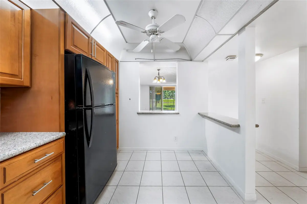 Photo 5 at 3150 W Rolling Hills Circle 210, Davie