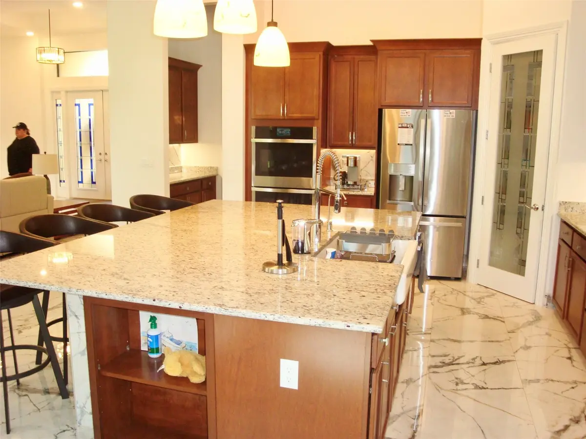 Photo 5 at 9265 Porto Way, Parkland