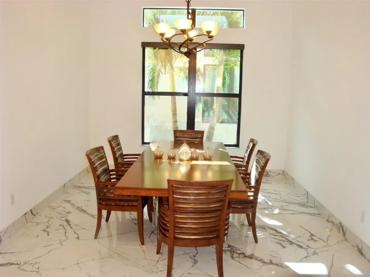 Photo 7 at 9265 Porto Way, Parkland