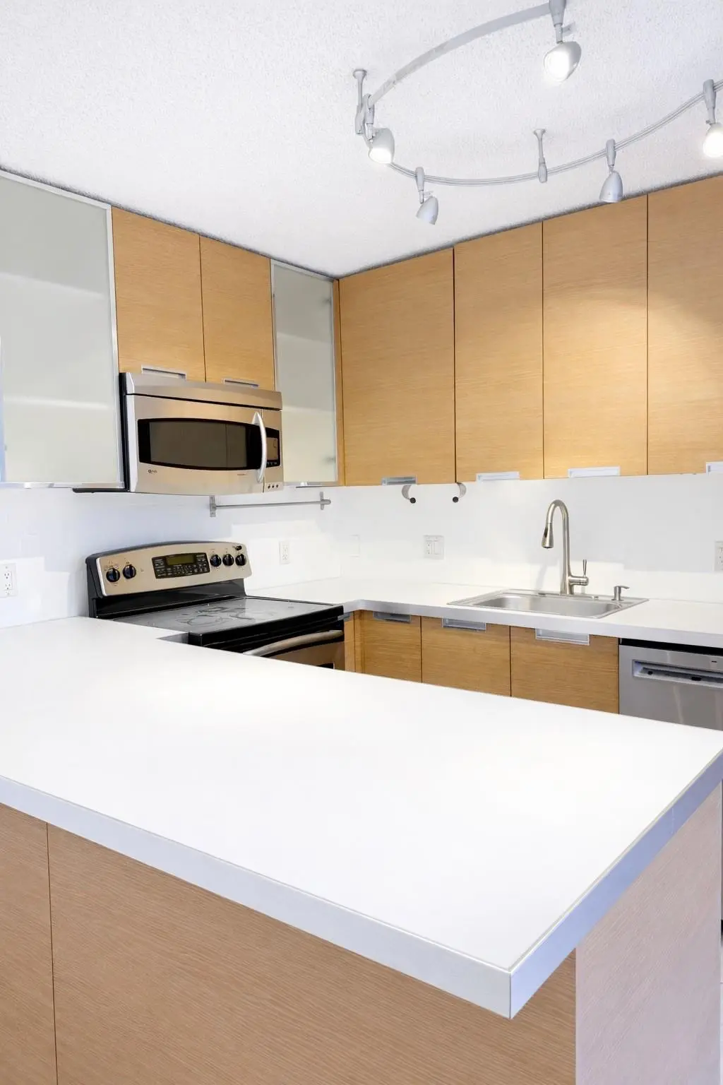 Photo 5 at 2544 SW 15th Street 2544, Deerfield Beach