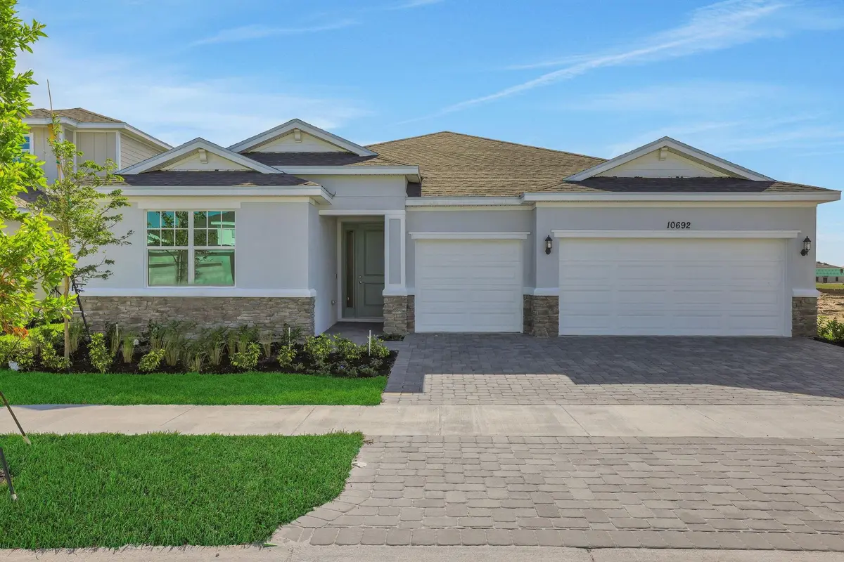 Photo 2 at 10692 NW Suncrest Lp, Port St. Lucie
