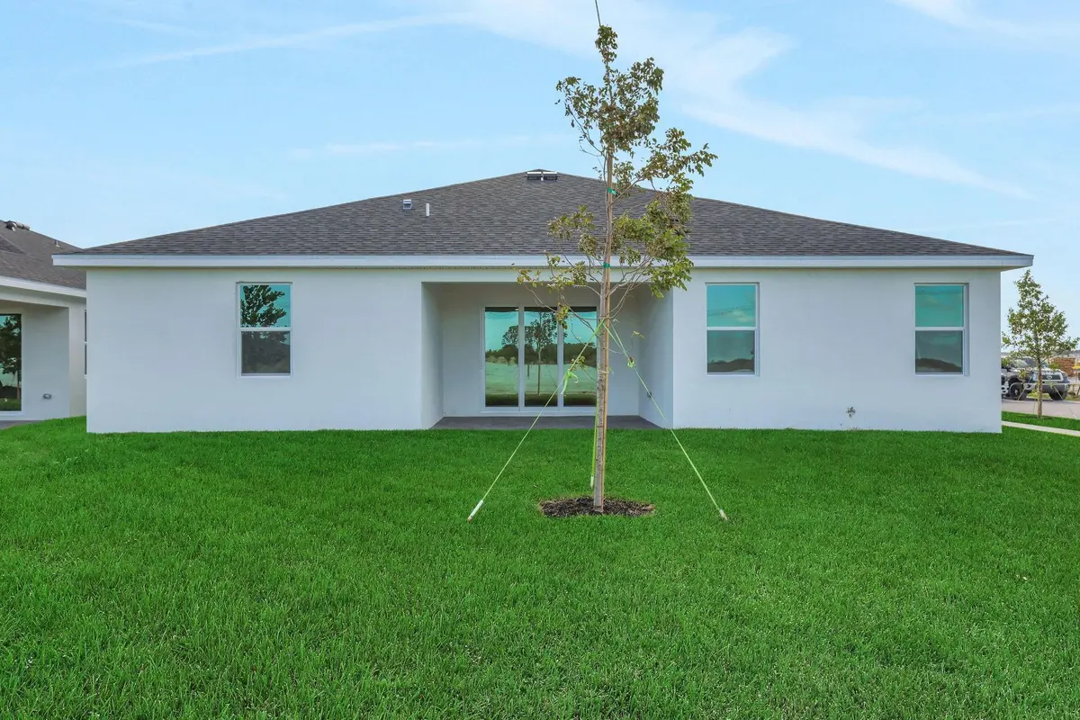 Photo 4 at 10701 Suncrest Loop, Port St. Lucie