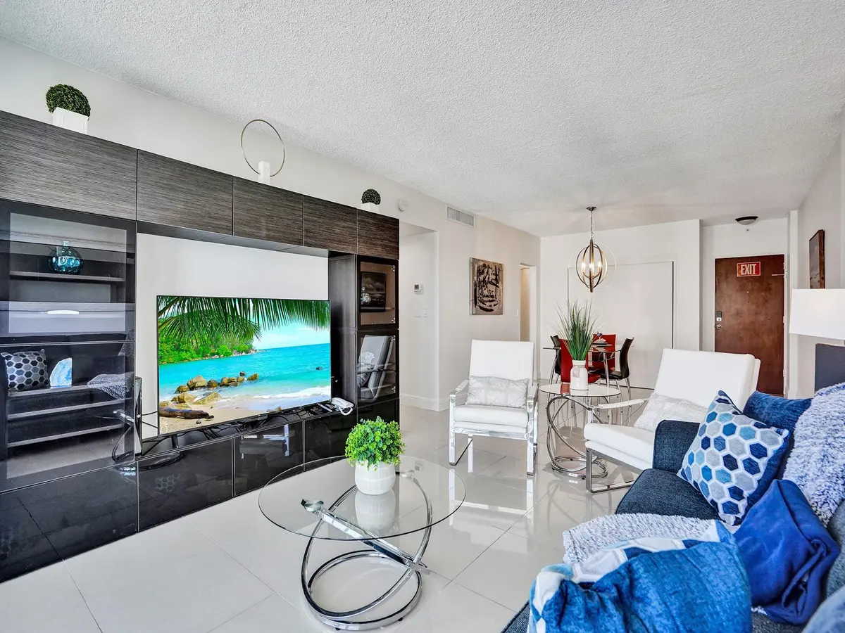 Photo 5 at 3901 S Ocean Drive 12b, Hollywood