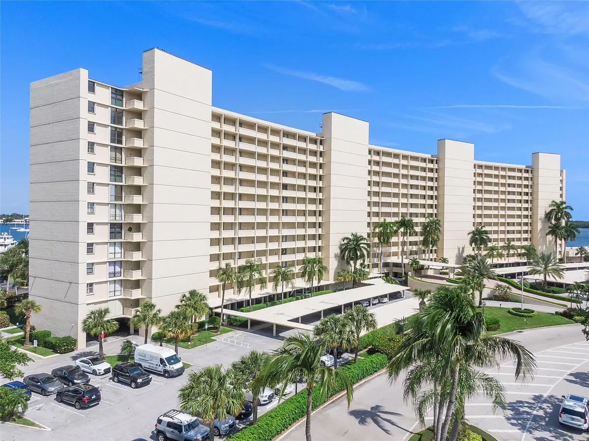 Photo 2 at 136 Lakeshore Drive T10, North Palm Beach