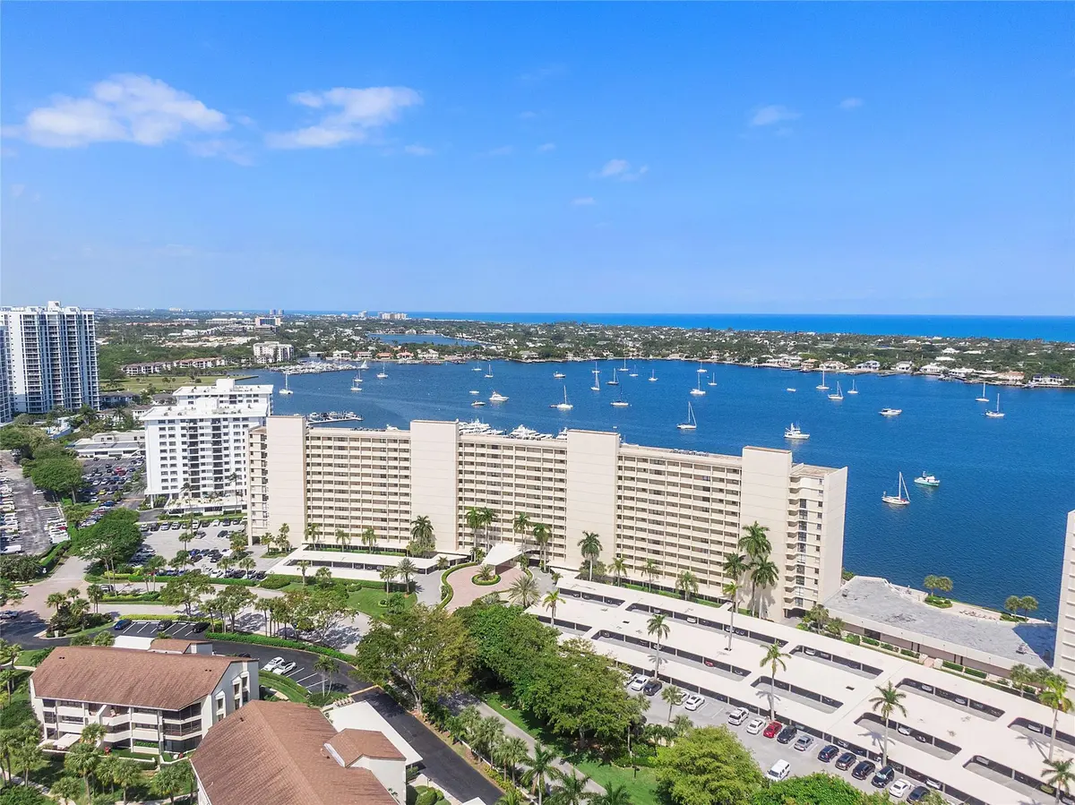 Photo 3 at 136 Lakeshore Drive T10, North Palm Beach