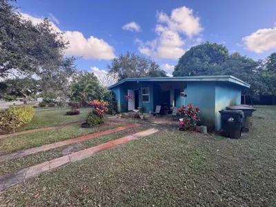 924 NW 14 Court, Fort Lauderdale – sold
