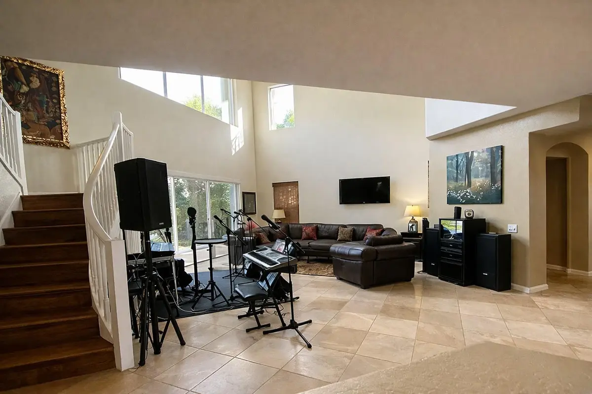Photo 4 at 1381 Beacon Circle, Wellington