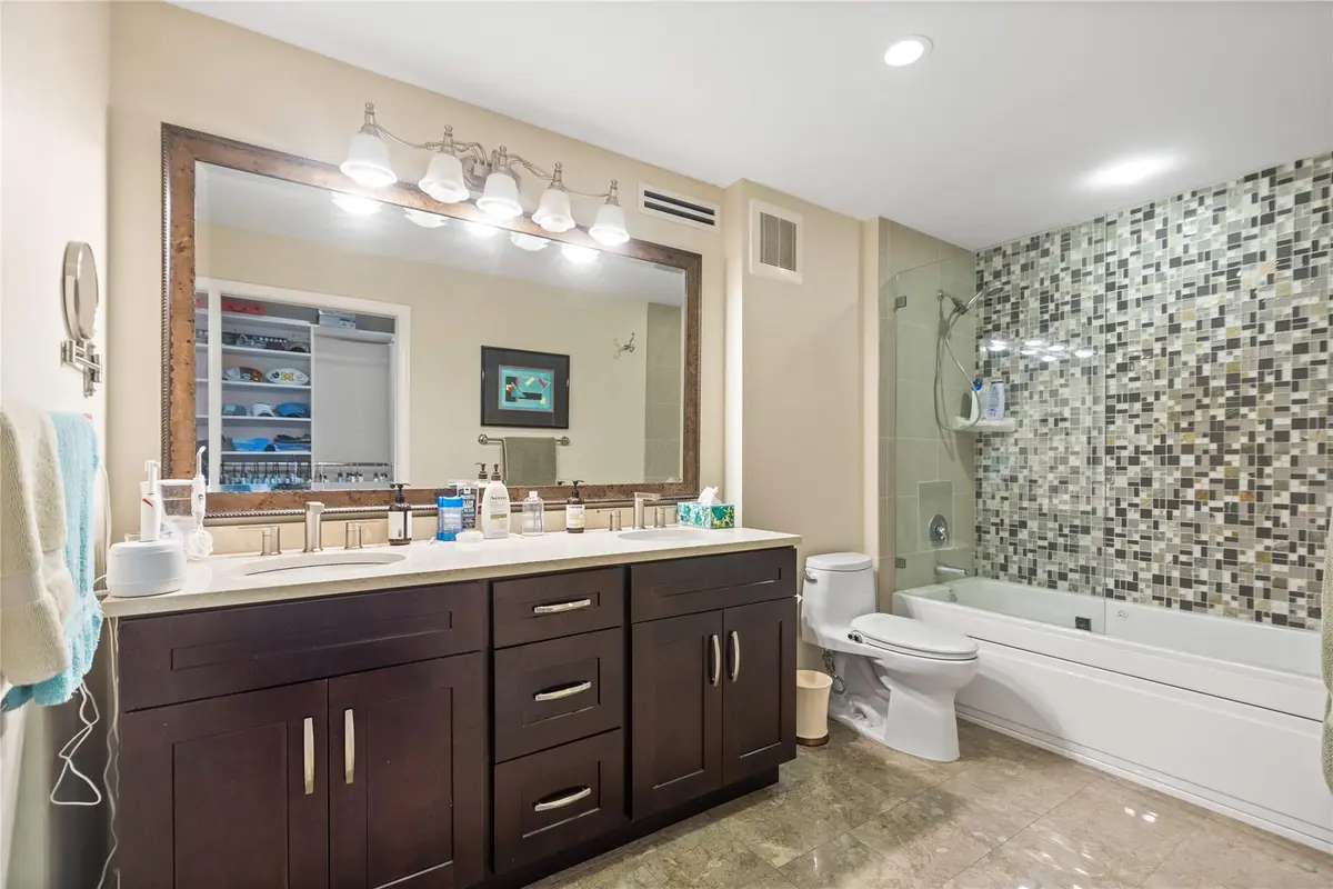 Photo 4 at 3050 NE 47th Court 606, Fort Lauderdale