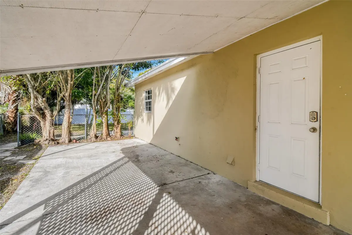 Photo 4 at 1227 Cherokee Street, Jupiter