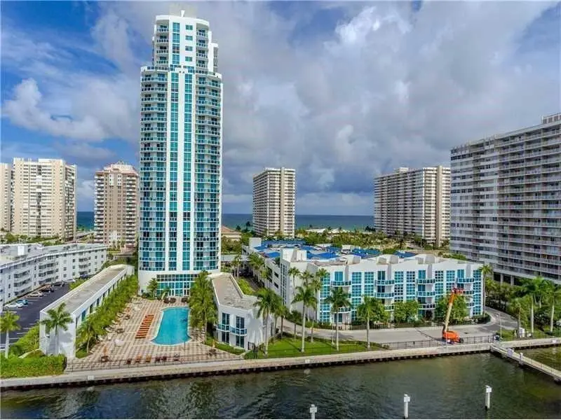 Photo 2 at 1945 S Ocean Drive 910, Hallandale Beach