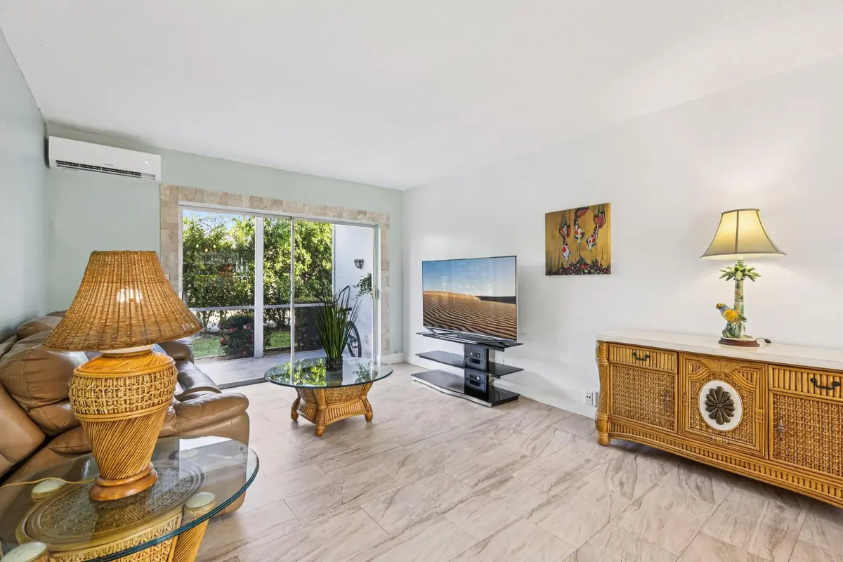 Photo 3 at 2131 NE 42nd Court 106e, Lighthouse Point