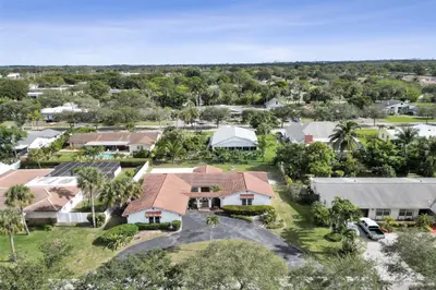 65 W Palm Drive, Margate – sold