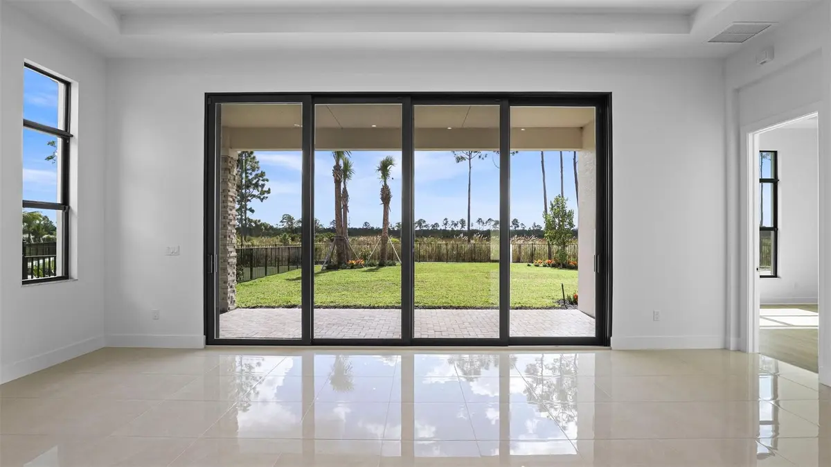 Photo 5 at 13924 Vivant Drive, Palm Beach Gardens