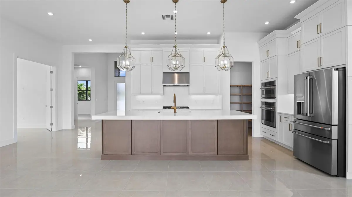 Photo 8 at 13924 Vivant Drive, Palm Beach Gardens