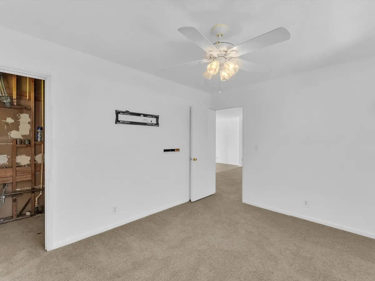 Photo 6 at 3310 NW 43rd Avenue, Lauderdale Lakes