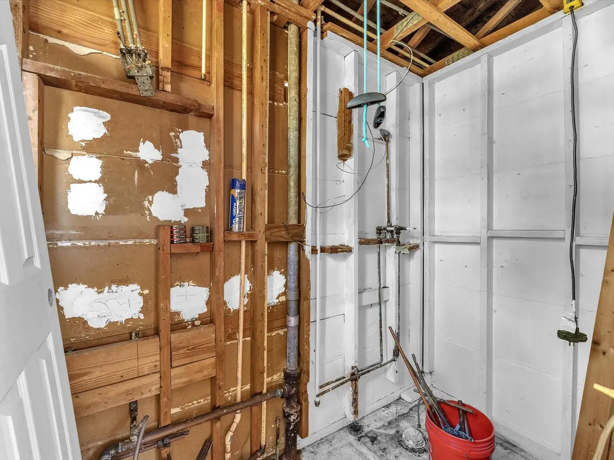 Photo 7 at 3310 NW 43rd Avenue, Lauderdale Lakes